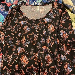 Lularoe Long sleeve top